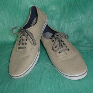 L. L. Bean Canvas Sneaker